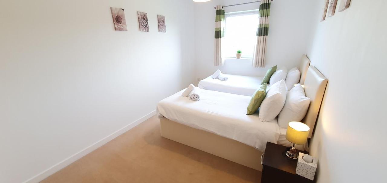 Lochend Park View Apartment 에든버러 외부 사진