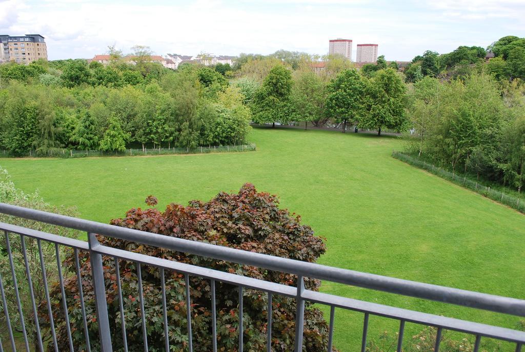 Lochend Park View Apartment 에든버러 외부 사진